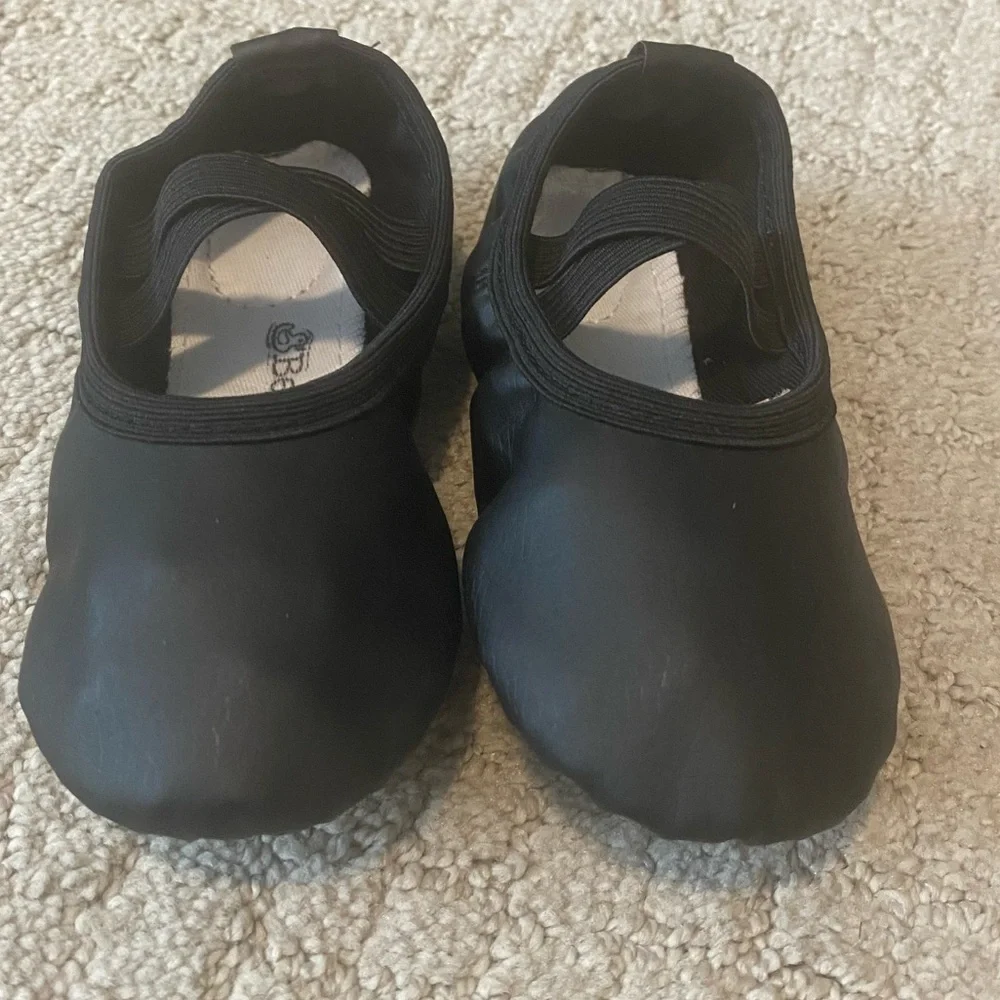 NEW Black Split Sole Ballet Slippers Shoes Size 8 Cushioned Sole Dance Jazz